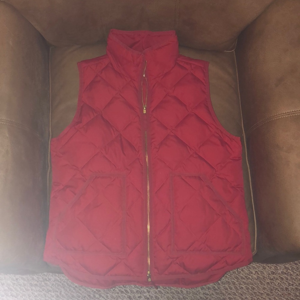 J Crew red quilted vest, like new!